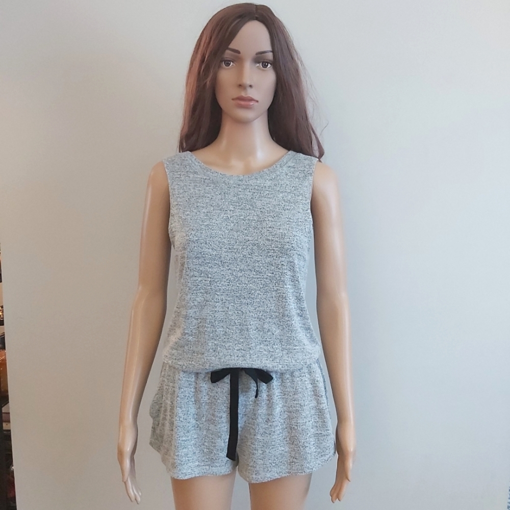 Aritzia Wilfred Free gray sleeveless romper